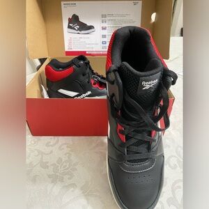 - NIB Reebok sneakers Black and Red size 11W
